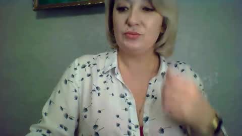 ArielXLoveresss online show from 11-09-25, 10:35