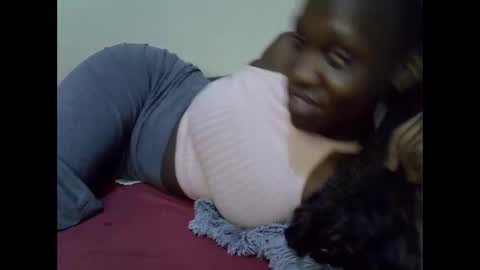 Snapshot of aries_eve chatting on 10-10-25, 03:33 aries_eve online show from 10-10-25, 03:33