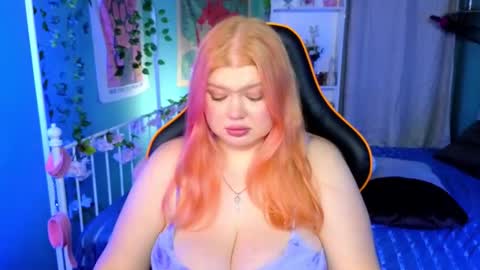 Snapshot of ariettaheart chatting on 12-04-25, 11:19 Adele online show from 12-04-25, 11:19