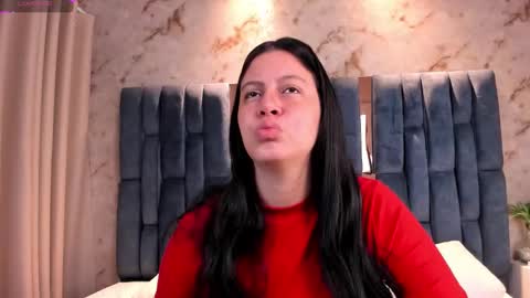 Ari Vega online show from 11-11-25, 06:35