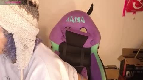 Arin online show from 02-10-26, 02:04