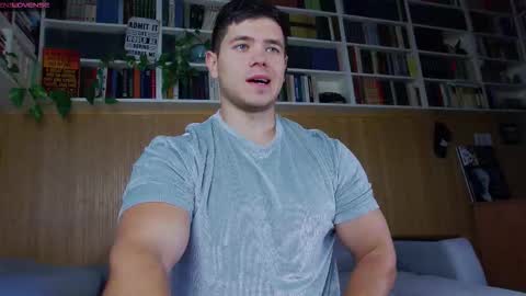 Snapshot of arilass chatting on 09-28-25, 06:41 A n g e l f r o m H e l l online show from 09-28-25, 06:41