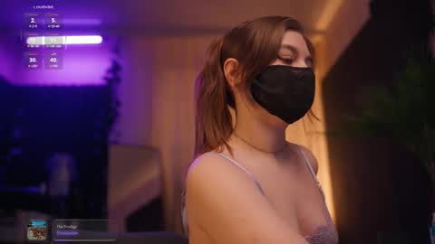 Arina online show from 11-20-25, 05:34