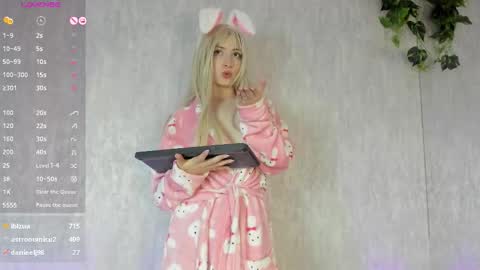 Ariel online show from 10-09-25, 10:24