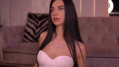 Arina online show from 11-21-25, 06:28