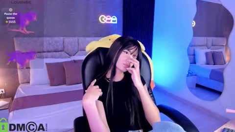 Ari  online show from 10-19-25, 10:21