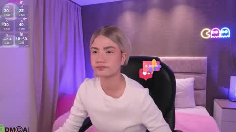 Ari  online show from 02-08-26, 03:21