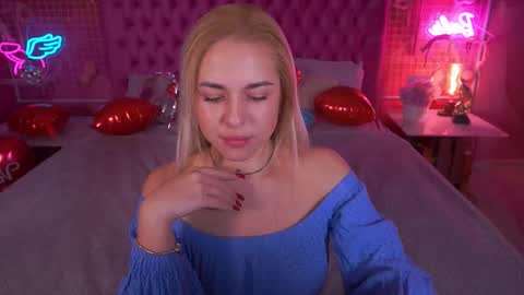 Snapshot of arishkalulu chatting on 02-12-26, 07:25 Arishka online show from 02-12-26, 07:25