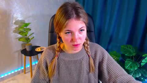 Arlana online show from 09-27-25, 02:16