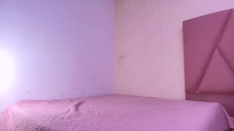 Arleth  online show from 09-10-25, 03:06