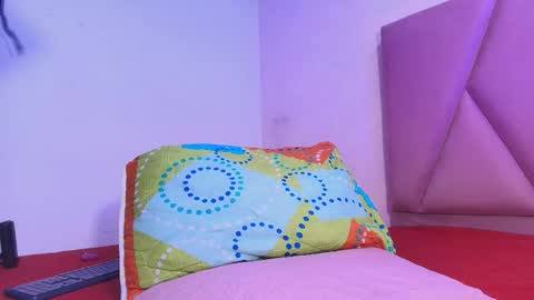 Arleth  online show from 10-16-25, 03:18