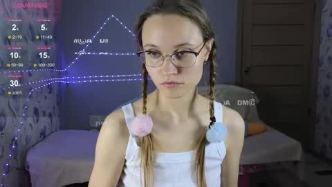 armurra online show from 10-23-25, 03:33