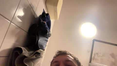 armyskater32 online show from 11-12-25, 09:03