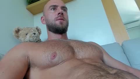 Snapshot of arni_strong chatting on 12-02-24, 04:42 ARNI STRONG online show from 12-02-24, 04:42