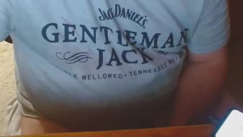 Snapshot of arnie12 chatting on 01-10-25, 11:11 Arnie online show from 01-10-25, 11:11