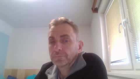 Snapshot of aromannn chatting on 11-26-25, 10:49 aromannn online show from 11-26-25, 10:49