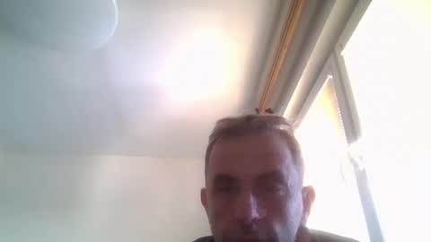 Snapshot of aromannn chatting on 11-29-25, 09:34 aromannn online show from 11-29-25, 09:34