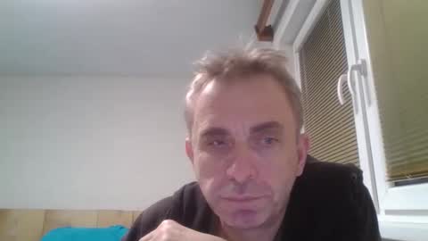 Snapshot of aromannn chatting on 12-16-25, 04:45 aromannn online show from 12-16-25, 04:45