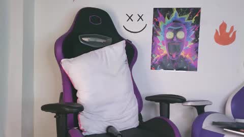 Aron online show from 03-09-25, 01:37