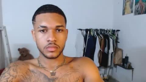 Snapshot of aron_7 chatting on 01-21-25, 05:05 aron_7 online show from 01-21-25, 05:05