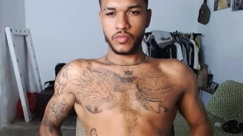 Snapshot of aron_7 chatting on 02-12-25, 03:18 aron_7 online show from 02-12-25, 03:18