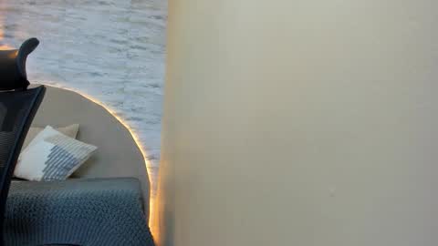 ARON BOLT online show from 11-11-25, 11:49