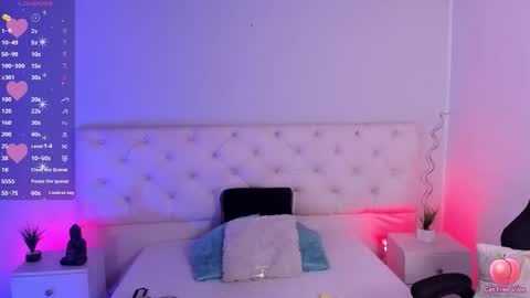 Snapshot of aron_cruz12 chatting on 10-07-25, 01:19 Aron cruz online show from 10-07-25, 01:19