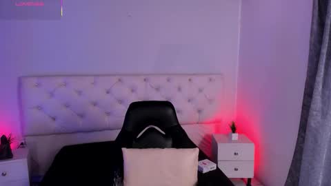 Snapshot of aron_cruz12 chatting on 11-13-25, 01:54 Aron cruz online show from 11-13-25, 01:54