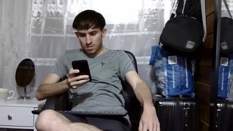 Aron G Franco online show from 10-06-25, 06:27