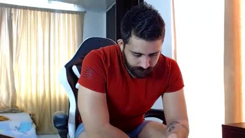 aronmiller online show from 10-25-25, 06:02