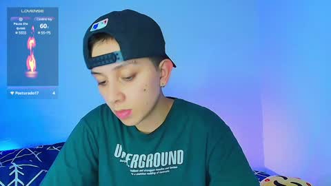 Snapshot of arontroy_wi chatting on 01-24-25, 02:07 noah and ivy online show from 01-24-25, 02:07