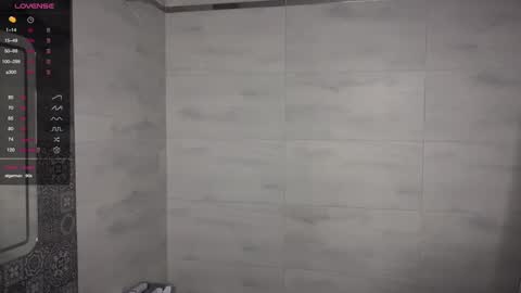 Aron and Phil solo online show from 01-11-25, 07:05