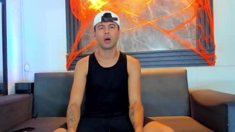 Aroon   online show from 11-01-25, 07:38