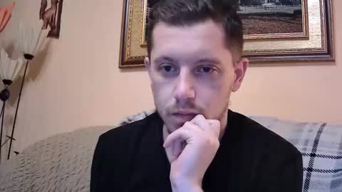 Snapshot of arromwilliam90 chatting on 02-10-26, 07:34 arromwilliam90 online show from 02-10-26, 07:34