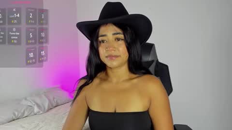 Snapshot of arte__ chatting on 02-04-26, 11:05 fer online show from 02-04-26, 11:05