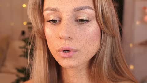 Snapshot of artease chatting on 12-22-24, 11:00 Arti Next Streams - online show from 12-22-24, 11:00