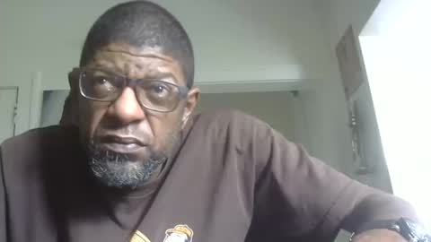 Snapshot of arteblazze chatting on 10-11-25, 07:12 Arteblazze not daddy boy bitch or nigga online show from 10-11-25, 07:12