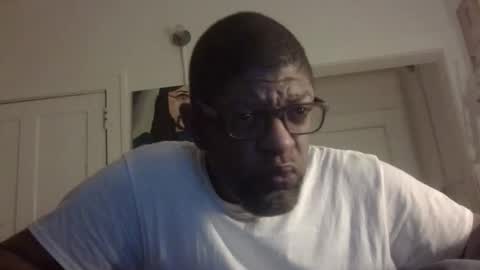 Snapshot of arteblazze chatting on 11-13-25, 04:11 Arteblazze not daddy boy bitch or nigga online show from 11-13-25, 04:11