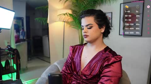 Snapshot of artechloe chatting on 12-25-24, 01:53 Chloe online show from 12-25-24, 01:53