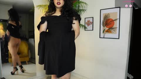 Snapshot of artechloe chatting on 01-20-25, 12:46 Chloe online show from 01-20-25, 12:46