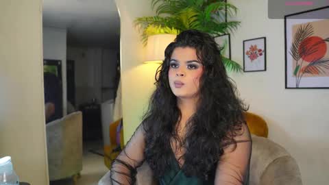 Snapshot of artechloe chatting on 03-07-25, 12:04 Chloe online show from 03-07-25, 12:04