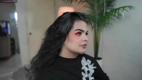 Snapshot of artechloe chatting on 09-25-25, 10:02 Chloe online show from 09-25-25, 10:02