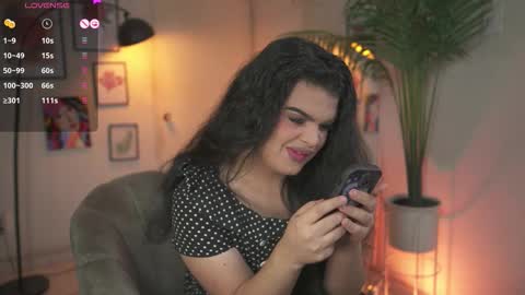 Snapshot of artechloe chatting on 11-19-25, 07:03 Chloe online show from 11-19-25, 07:03