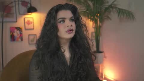 Chloe  online show from 11-22-25, 05:01