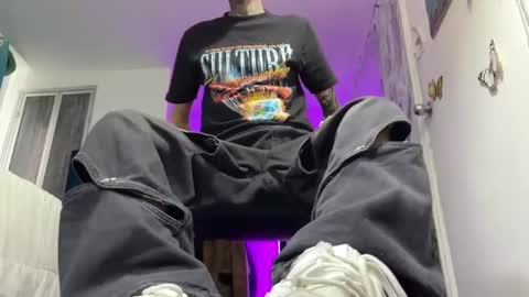   online show from 12-05-24, 10:23