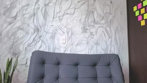   online show from 12-15-25, 07:51