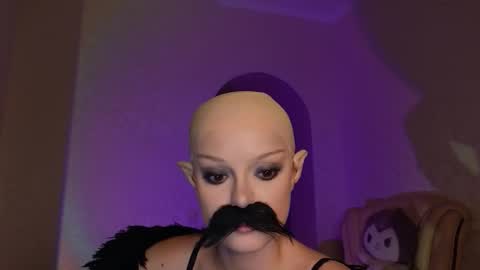 Snapshot of artemisa_meows chatting on 10-31-25, 09:38 SEE U THURSDAY online show from 10-31-25, 09:38