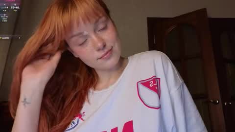 Snapshot of artemisa_meows chatting on 12-01-25, 09:09 SEE U THURSDAY online show from 12-01-25, 09:09