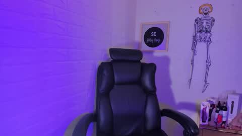 artenisa_tay69 online show from 10-22-25, 03:51