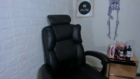 artenisa_tay69 online show from 10-27-25, 02:59